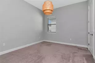 13022 Sanctuary Village Ln, Tampa, FL 33624 - Photo 43