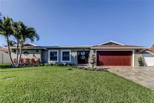 3835 48th Ave S, Saint Petersburg, FL 33711 - Photo 3