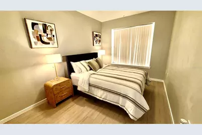 701 Mirror Lake Drive N #121, Saint Petersburg, FL 33701 - Photo 27