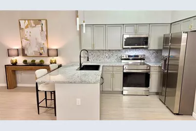 701 Mirror Lake Drive N #121, Saint Petersburg, FL 33701 - Photo 21