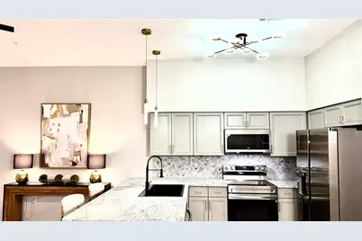 701 Mirror Lake Drive N #121, Saint Petersburg, FL 33701 - Photo 23