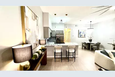 701 Mirror Lake Drive N #121, Saint Petersburg, FL 33701 - Photo 5