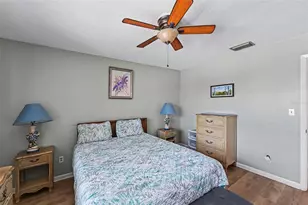 6580 Golden Horseshoe Dr, Seminole, FL 33777 - Photo 15