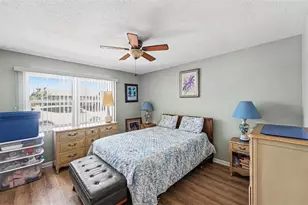 6580 Golden Horseshoe Dr, Seminole, FL 33777 - Photo 13