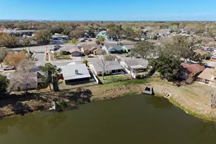 241 Whisper Lake Rd, Palm Harbor, FL 34683 - Photo 43