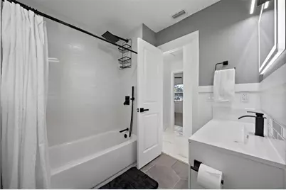 1600 Connecticut Avenue NE, Saint Petersburg, FL 33703 - Photo 21