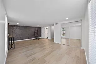 1600 Connecticut Ave NE, Saint Petersburg, FL 33703 - Photo 11