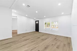 3906 Fox Ridge Blvd, Wesley Chapel, FL 33543 - Photo 17