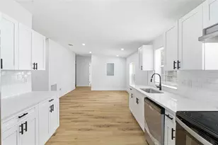 3906 Fox Ridge Blvd, Wesley Chapel, FL 33543 - Photo 23