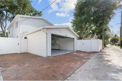 325 17th Avenue NE, Saint Petersburg, FL 33704 - Photo 35