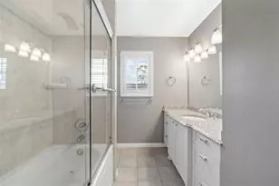 325 17th Ave NE, Saint Petersburg, FL 33704 - Photo 23