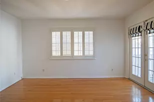 325 17th Ave NE, Saint Petersburg, FL 33704 - Photo 9