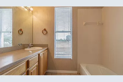 12124 94th Way, Largo, FL 33773 - Photo 15