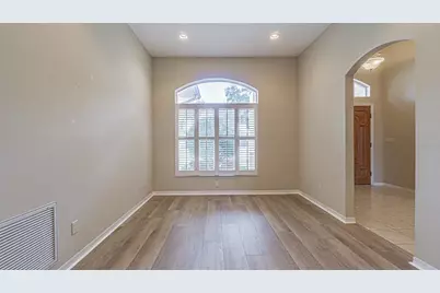 12124 94th Way, Largo, FL 33773 - Photo 17