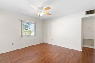 703 Torrey Pines Ave, Sun City Center, FL 33573 - Photo 15