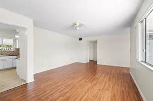 703 Torrey Pines Ave, Sun City Center, FL 33573 - Photo 9