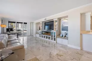 1400 Gulf Blvd, Clearwater Beach, FL 33767 - Photo 9