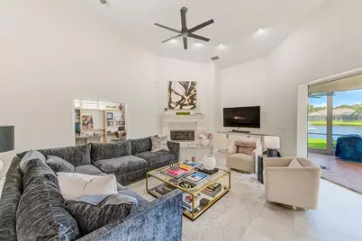 7462 Watersilk Drive N, Pinellas Park, FL 33782 - Photo 17