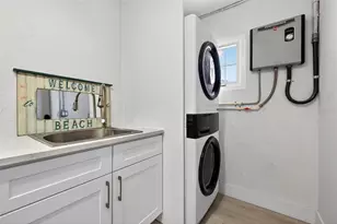 16611 Gulf Blvd, North Redington Beach, FL 33708 - Photo 19