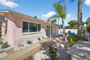 16611 Gulf Blvd, North Redington Beach, FL 33708 - Photo 5