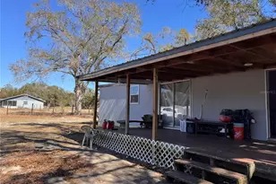 7647 Shannon Ln, Zephyrhills, FL 33540 - Photo 21