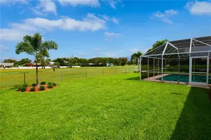 6690 Burning Tree Dr, Seminole, FL 33777 - Photo 3