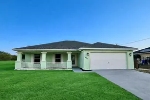 4913 Beauty St, Lehigh Acres, FL 33971 - Photo 1