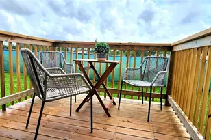 2047 Silverstone Cir, Clearwater, FL 33760 - Photo 29