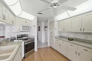 8528 E Aquarius Dr, Inverness, FL 34450 - Photo 15