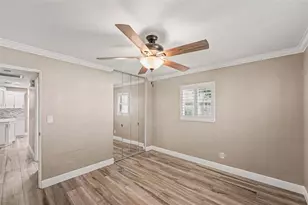 1183 35th Ave NE, Saint Petersburg, FL 33704 - Photo 15