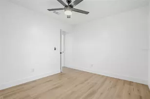 14964 Old Pointe Rd, Tampa, FL 33613 - Photo 27