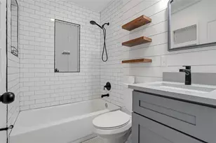 1137 40th St, Sarasota, FL 34234 - Photo 19