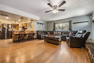 7210 57th Ave N, Saint Petersburg, FL 33709 - Photo 7