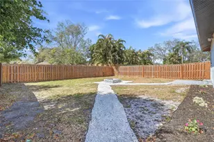 4024 Bell Ave, Sarasota, FL 34231 - Photo 37