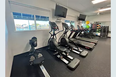 104 Americana Court NE #207, Saint Petersburg, FL 33702 - Photo 17