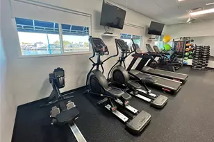 104 Americana Ct NE, Saint Petersburg, FL 33702 - Photo 17