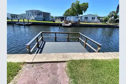 104 Americana Court NE #207, Saint Petersburg, FL 33702 - Photo 3