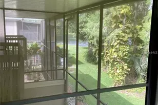 14086 Trouville Dr, Tampa, FL 33624 - Photo 31