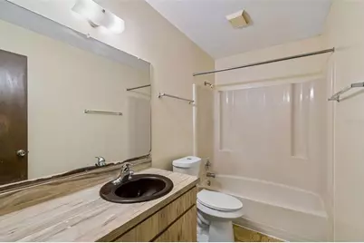 6404 S Adelia Avenue, Tampa, FL 33616 - Photo 15