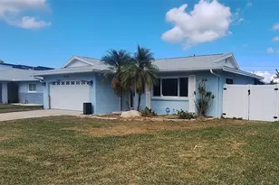 6019 Venetian Blvd NE, Saint Petersburg, FL 33703 - Photo 3