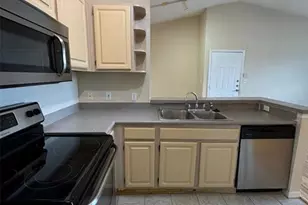 5817 Legacy Crescent Pl, Riverview, FL 33578 - Photo 7