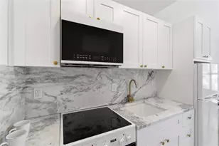 326 6th Ave N, Saint Petersburg, FL 33701 - Photo 7