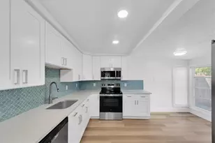 358 Boca Ciega Dr, Madeira Beach, FL 33708 - Photo 3