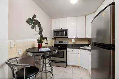 525 9th Avenue N #9, Saint Petersburg, FL 33701 - Photo 7