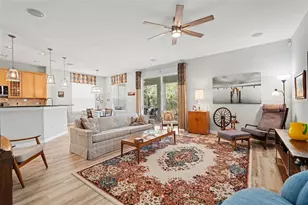 11201 Green Park Cir, Tampa, FL 33626 - Photo 5