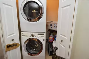 10263 Gandy Blvd N, Saint Petersburg, FL 33702 - Photo 11