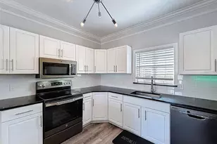 4340 Bayside Village Dr, Tampa, FL 33615 - Photo 21