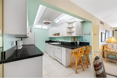 10355 Paradise Boulevard #614, Treasure Island, FL 33706 - Photo 21