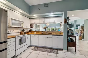 6499 99th Way N, Saint Petersburg, FL 33708 - Photo 13