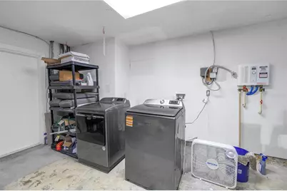 354 74th Avenue NE, Saint Petersburg, FL 33702 - Photo 9